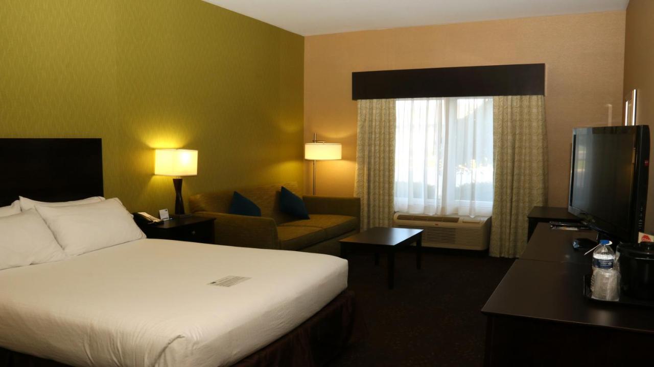 Holiday Inn Express Hotel & Suites Saginaw By Ihg Eksteriør billede