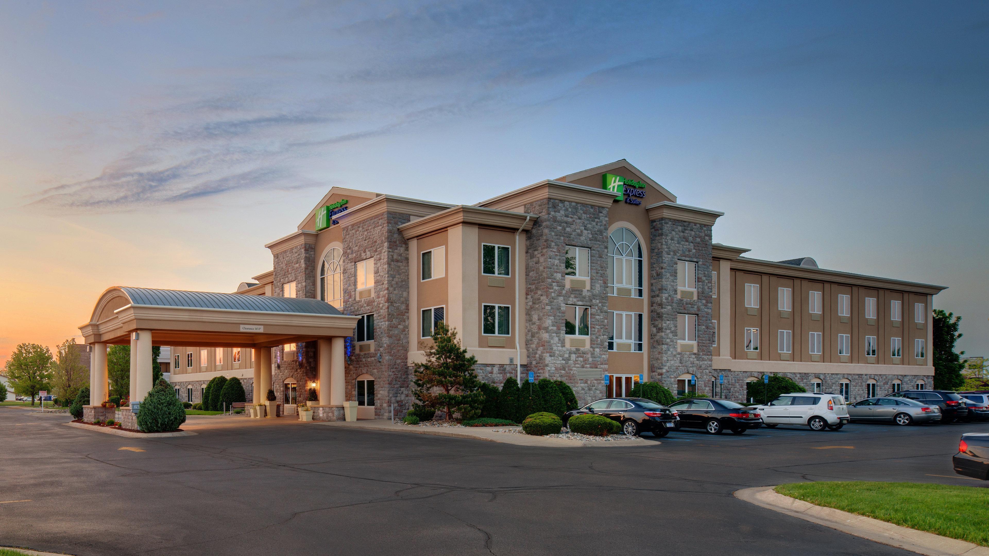 Holiday Inn Express Hotel & Suites Saginaw By Ihg Eksteriør billede