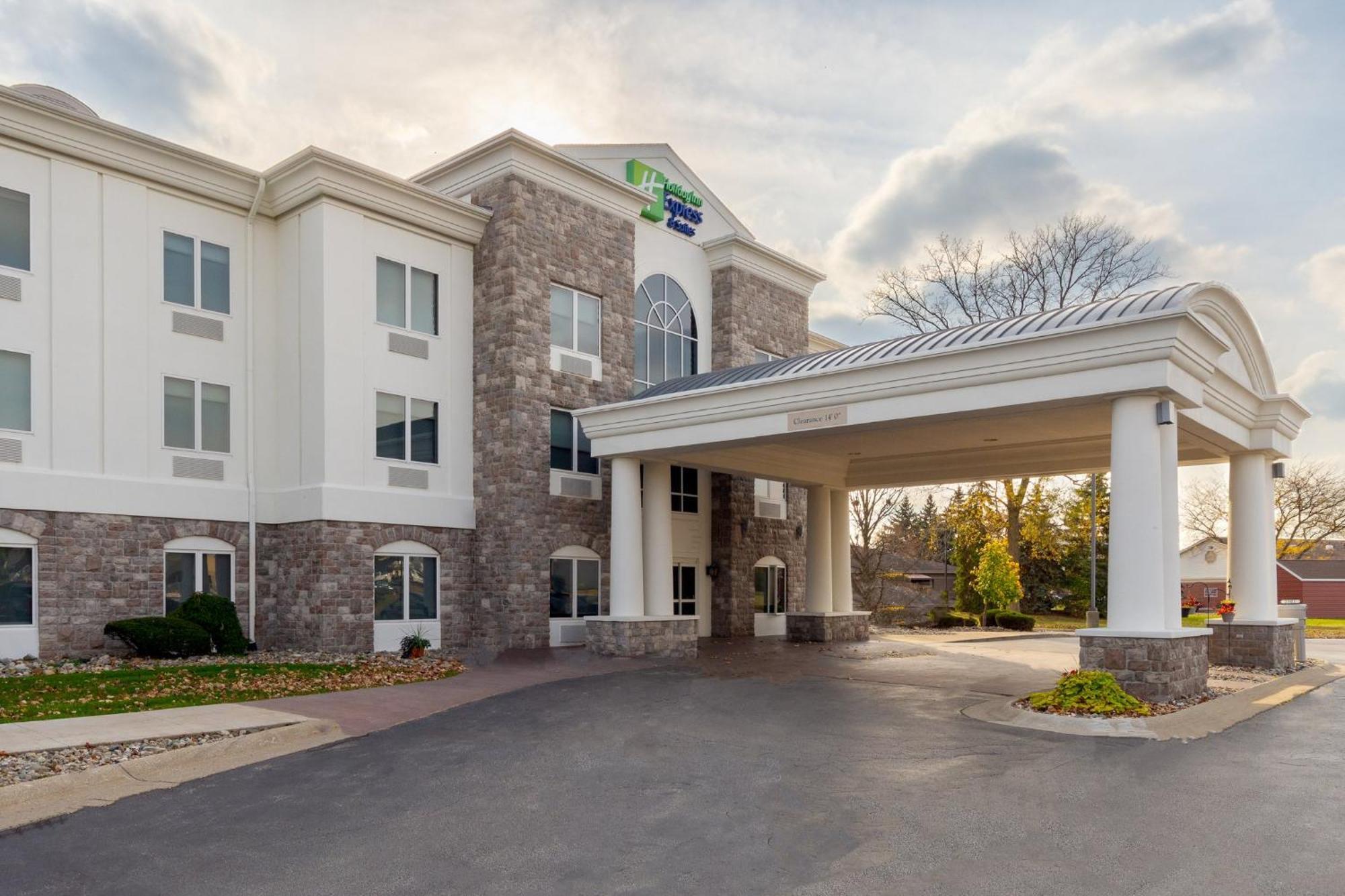 Holiday Inn Express Hotel & Suites Saginaw By Ihg Eksteriør billede