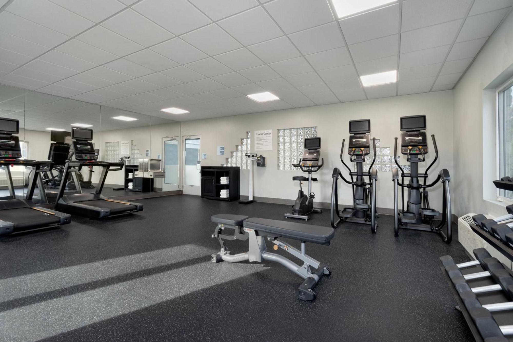 Holiday Inn Express Hotel & Suites Saginaw By Ihg Eksteriør billede
